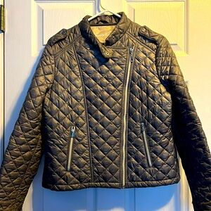 Kenneth Cole New York. Large bomber/moto jacket in silver gray.